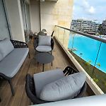 Lagoon View For 8 Guests