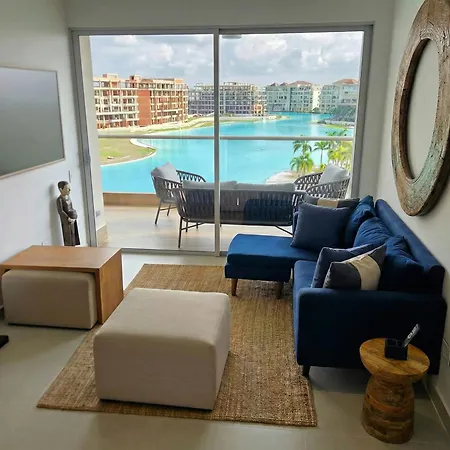 Lagoon View For 8 Guests