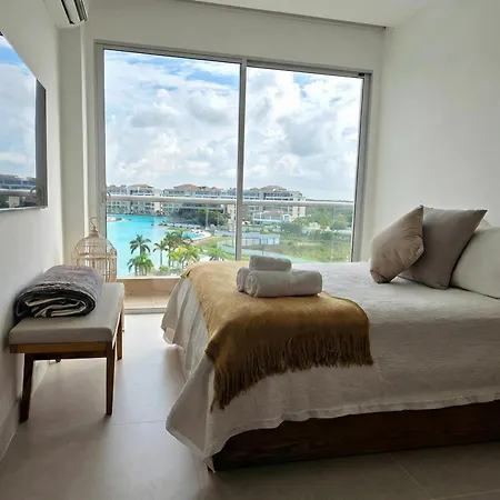Lagoon View For 8 Guests *