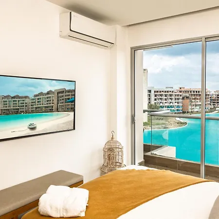 Lagoon View For 8 Guests